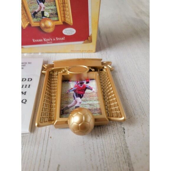 Hallmark Every Kid's A Star! Soccer ornament Xmas - Picture 4 of 7